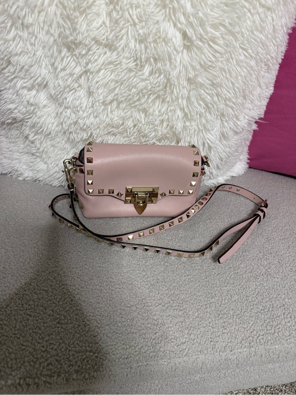 Authentic Valentino Garavani Rockstud Small Crossbody - Poudre Pink